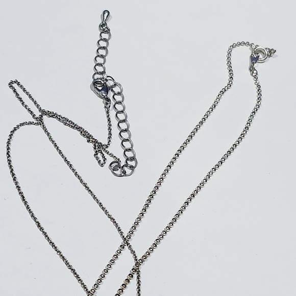 2 Classic Simple Necklaces Fashion Jewelry - Picture 5 of 7